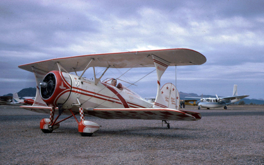 N21E Great Lakes - Vintage Airplane Photos